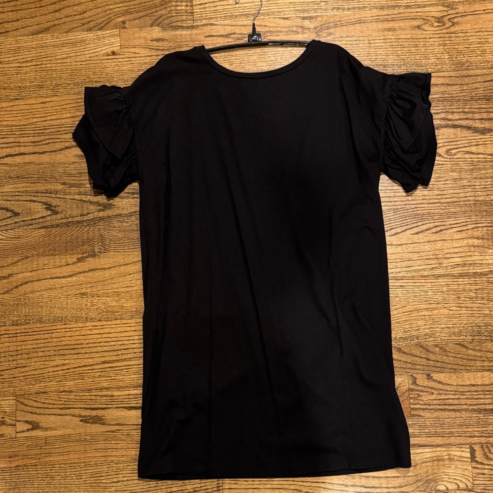 GAP Black Short Sleeve Ruffle dress